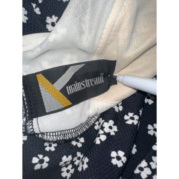 VTG Mainstream Black White Floral Skirted Swimsuit Pin Up Classic Nautical Sz 10 - Picture 9 of 13